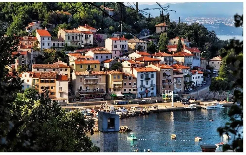 Zonnemarie 2 Διαμέρισμα Mošćenička Draga