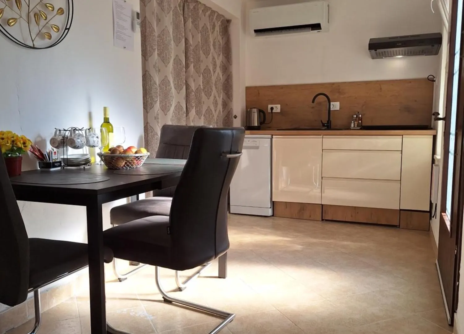 Zonnemarie 2 Apartment Moscenicka Draga
